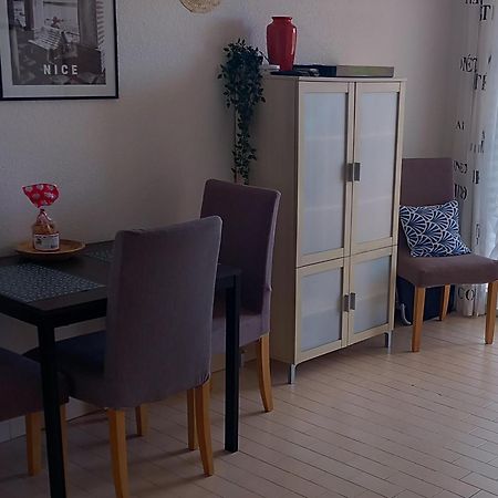 Appartement Vue Mer Piscines Parking Les Coraux Agay Plage Сен-Рафаэль Экстерьер фото